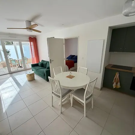 Apartament New With Terrace And Private Parking